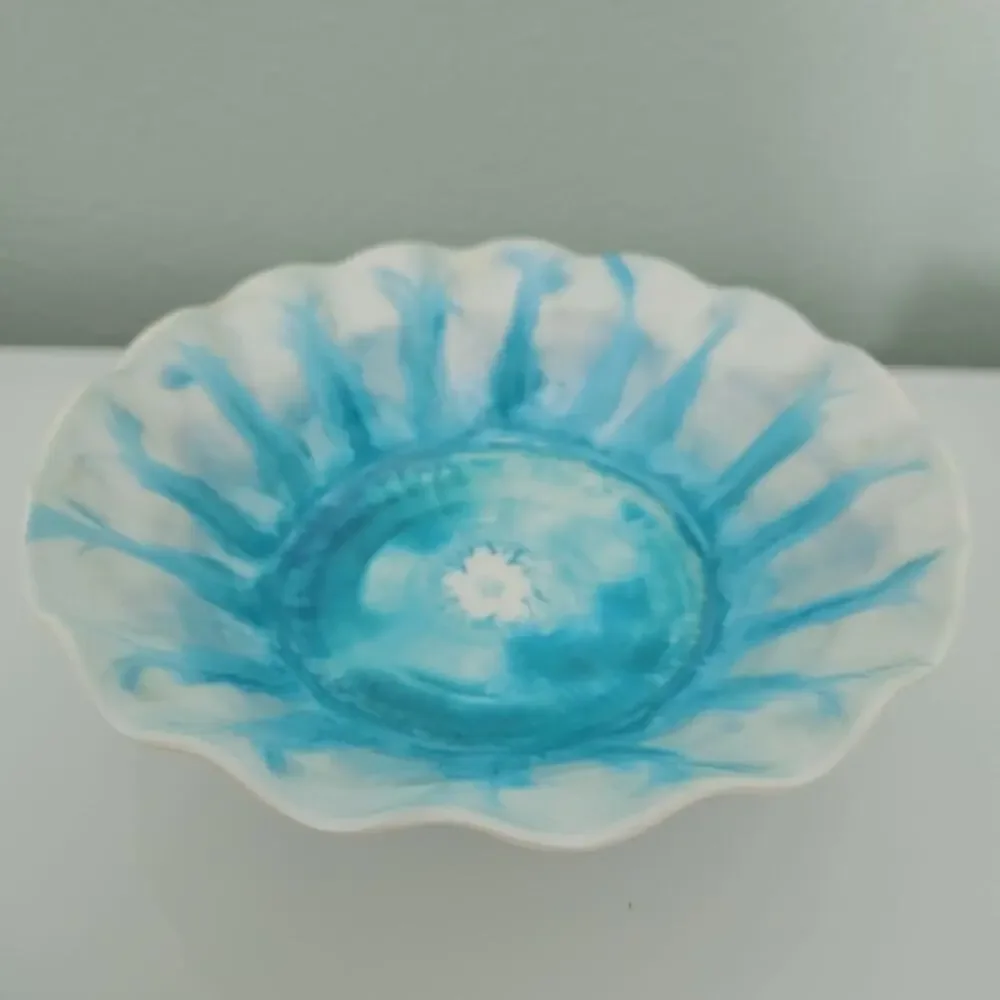 Pier 1 One Imports Marble Wave Turquoise Melamine Coastal Beach Lake 4 Bowl Set